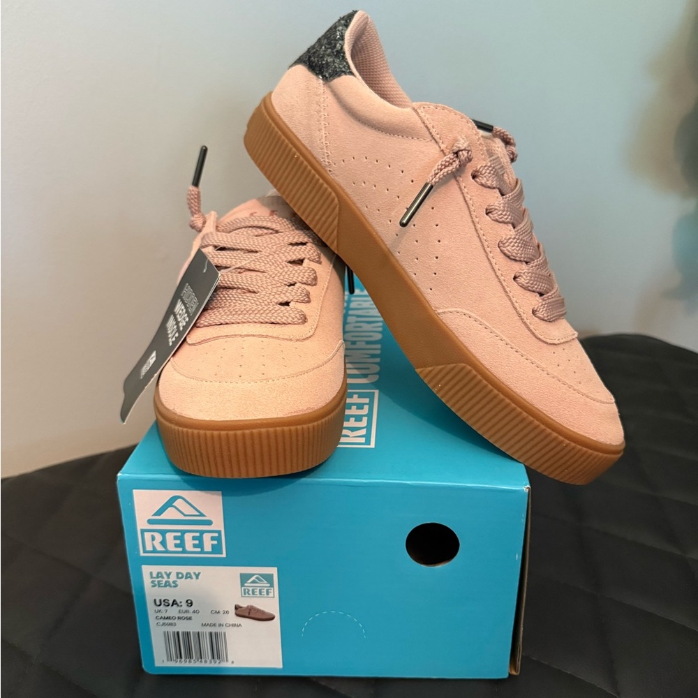 Reef Lay Day Seas Sneakers in Cameo Rose and Brown